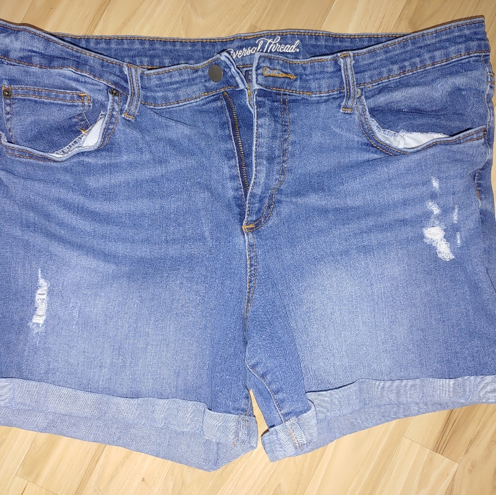 Universal Thread Jean Shorts